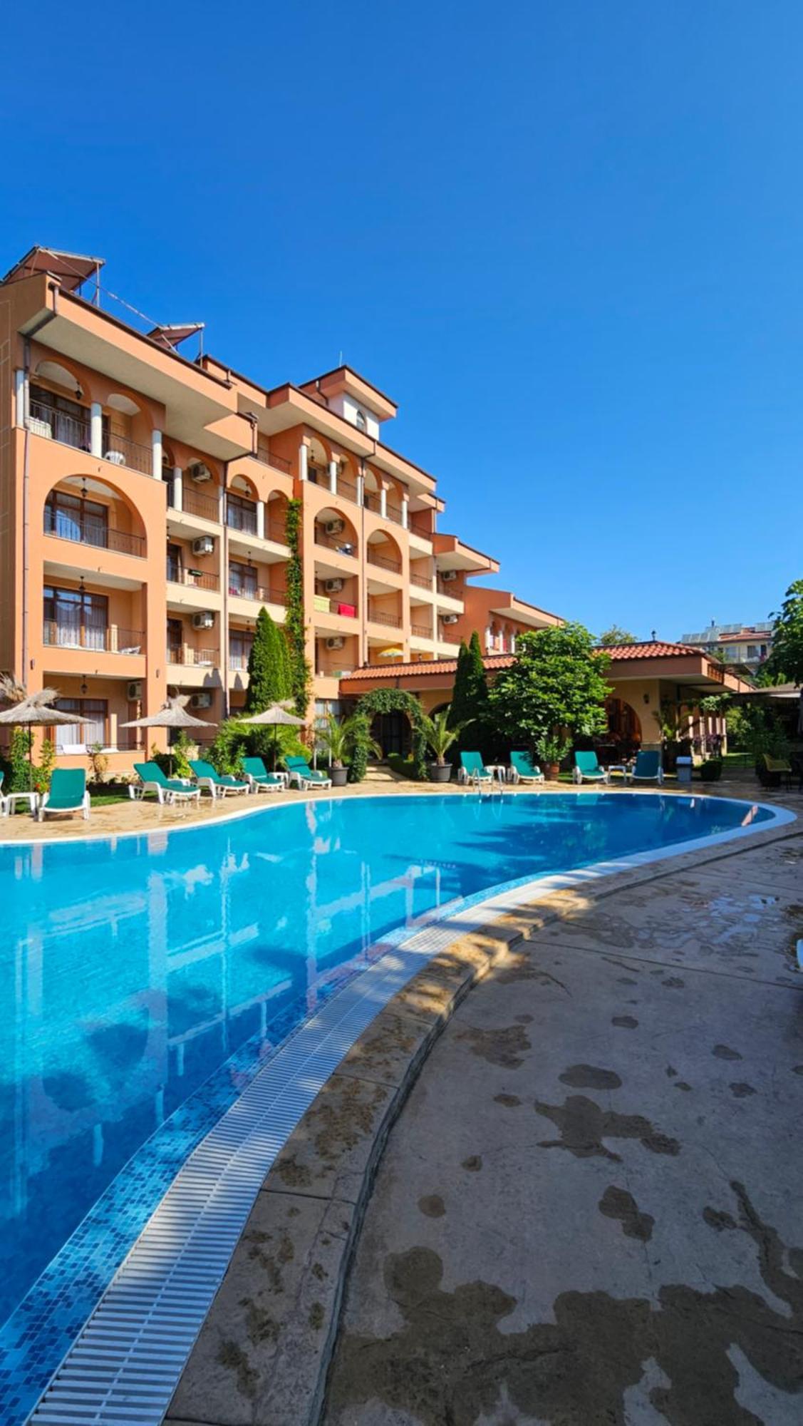 Hotel Liani Солнечный берег Экстерьер фото